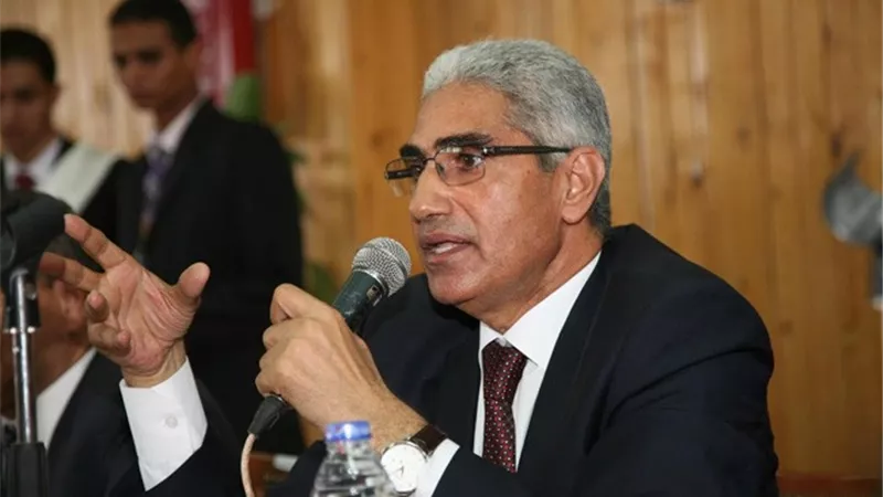 رئيس جامعة جنوب الوادى يتفقد امتحانات كليتى التربية والتمريض