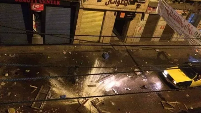 تكسير الزجاج على رؤوس الاسكندرانية عادات الاحتفال برأس السنة فى عروس المتوسط
