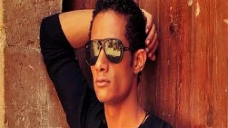 محمد رمضان ومنتج كليب مافيا فى مؤتمر صحفى قريباً