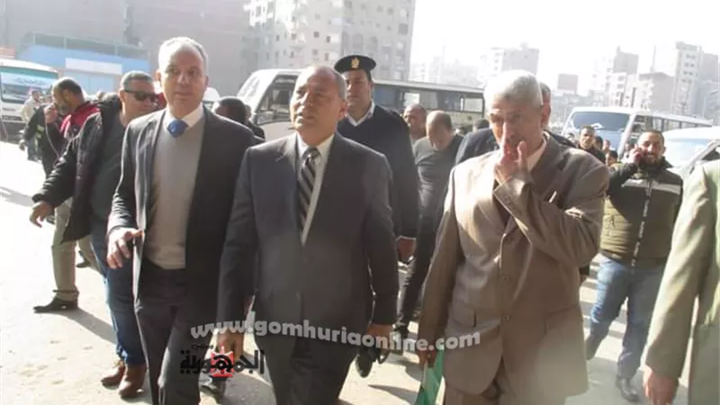 نائب محافظ القاهرة يزور محطة مترو المرج الجديدة.. صور
