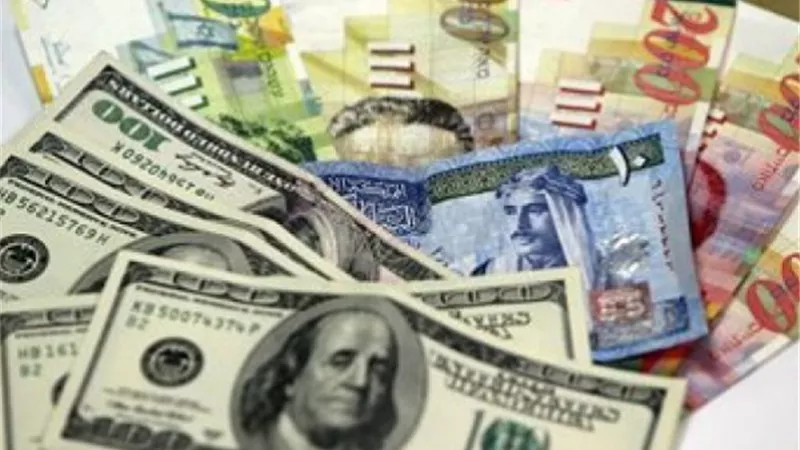 استقرار اسعار صرف العملات العربية والاجنبية فى مستهل تعاملات الخميس