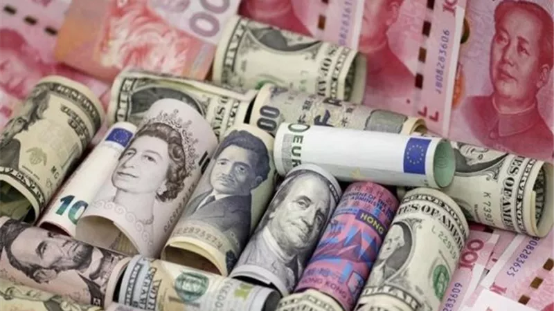 استقرار فى حركة العملات الاجنبية والعربية فى مستهل التعاملات اليوم