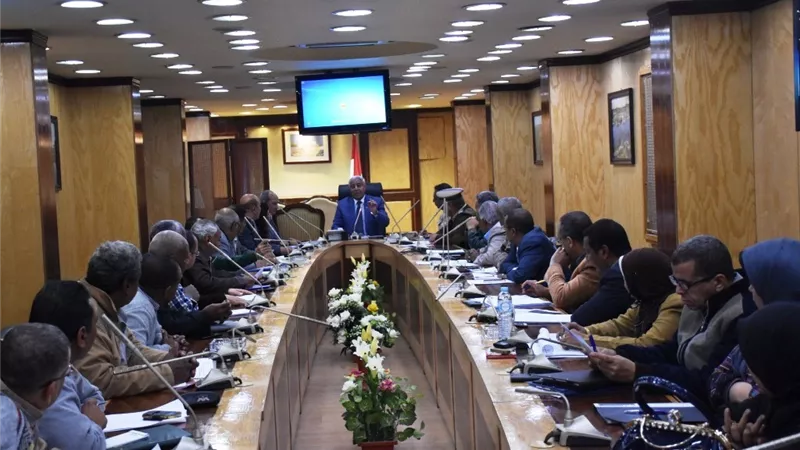 محافظ أسوان: إهتمام شخصى من الرئيس ورئيس الوزراء للتخلص من كافة التعديات على أراضى الدولة