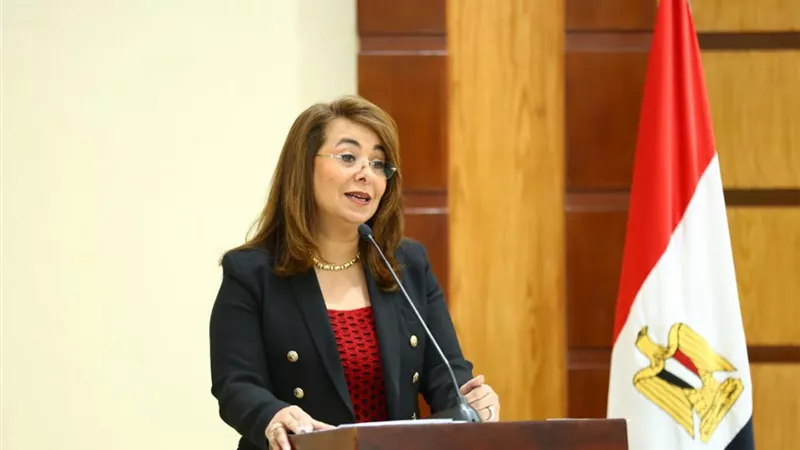 وزيرة التضامن تتابع انتظام صرف معاشات شهر يناير