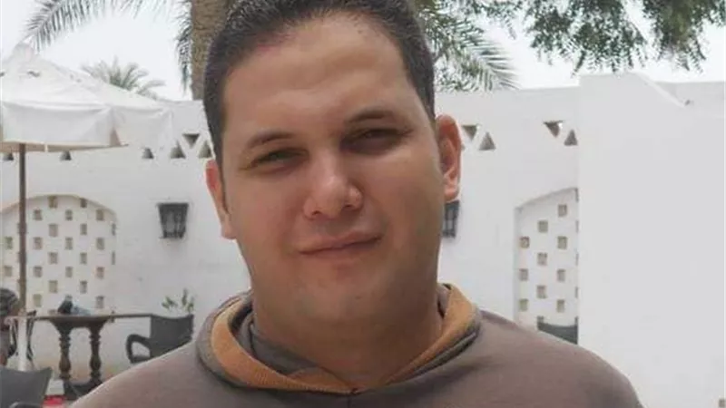 كل سنة وانت طيب