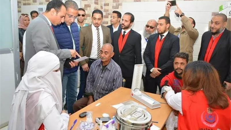 سوهاج نجحت فى اجراء المسح الطبى على مليون و400 مواطن 50 من المستهدف