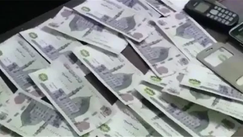 ننشر تفاصيل التحقيقات مع رئيس حي مصر القديمة التهم بالرشوة