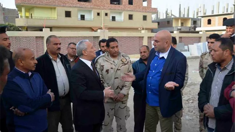 محافظ الأقصر يتفقد الأعمال التنموية بالعديسات