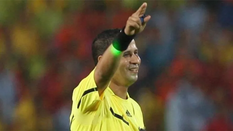 عاشور حكما لمباراة الزمالك والاتحاد