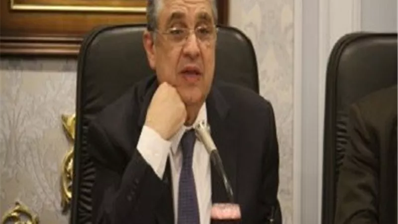 اختيار رئيس جديد للعامة للكهرباء.. الاربعاء