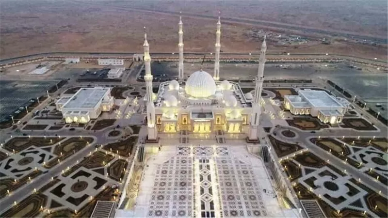 شاهد بالصور مسجد الفتاح العليم من الداخل وتعرف على ميعاد الإفتتاح