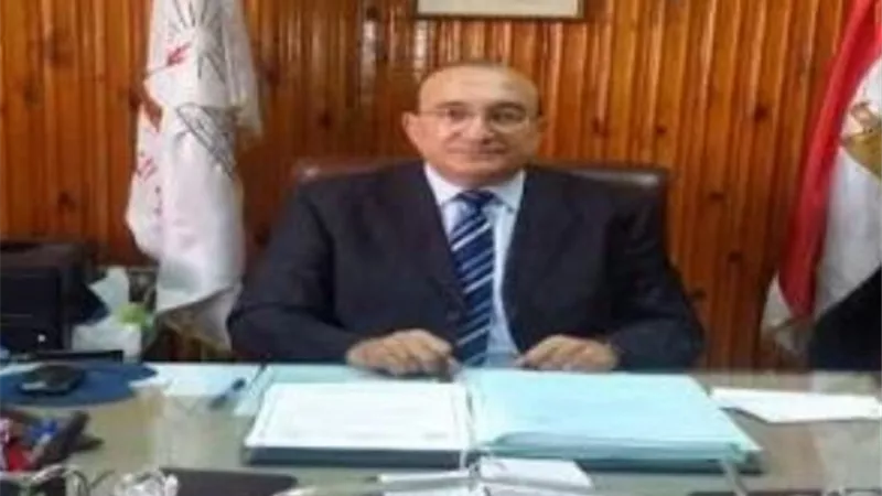 دماجد ابو العنين كلية التربية لم تمنح شهادات في الطب البديل و سنقاضي المنتحلين