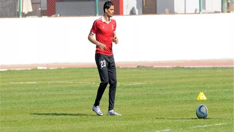 نجيب يعود لدفاع النادى الأهلى