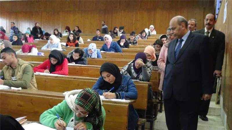 هدوء فى امتحانات اليوم الاول بكليات جامعة المنيا