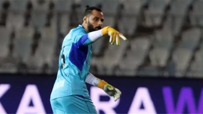 طرد حارسى الزمالك والاتحاد بين شوطى المباراة