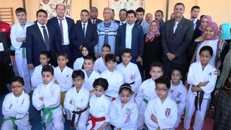 محافظ المنوفية ووزير الشباب يتفقدان نادى شبين الكوم ومركز شباب الباجور