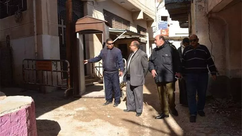 رئيس مركز بلطيم يتفقد الحالة الأمنية لمحيط كنيسة الشهيد مارجرجس