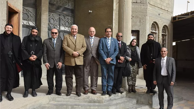 رئيس جامعة السادات يهنئ الأخوة الأقباط بعيد الميلاد المجيد