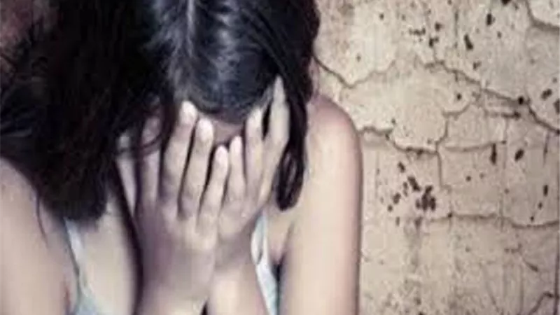 حبس موظفة عرضت نفسها على فيس بوك الليلة بـ 5 آلاف جنيه
