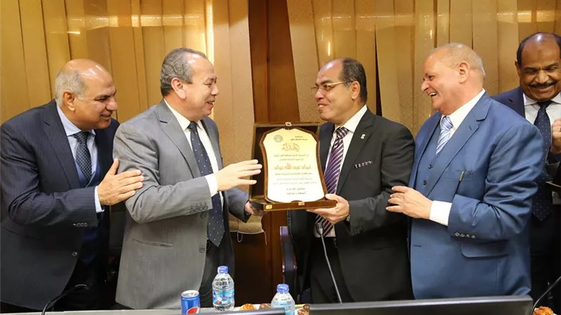 محافظ كفرالشيخ ومساعد الوزير يفتتحان تطوير المديرية المالية