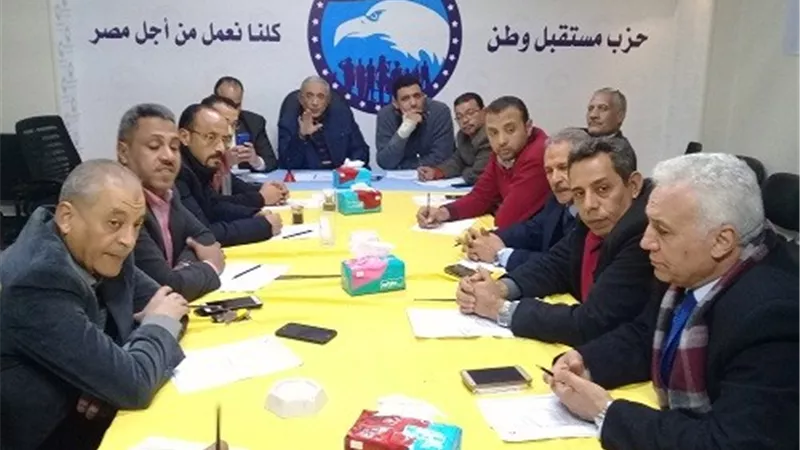 مياه القناة تستكمل أعمال التطهير في الإسماعيلية