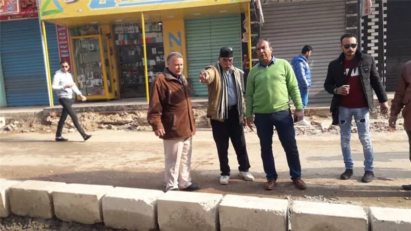 سرفيس قويسنا برتقالى .. والتوك توك أخضر