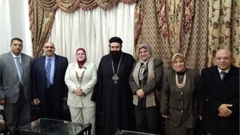 وفد من تعليم كفر الشيخ يقدم التهنئة للأخوة الأقباط