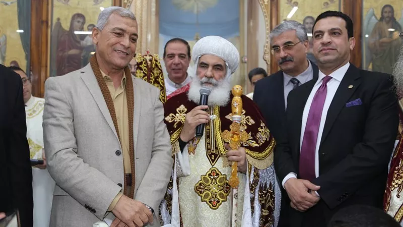 محافظ المنوفية يشارك الأخوة الأقباط إحتفالاتهم بعيد الميلاد المجيد