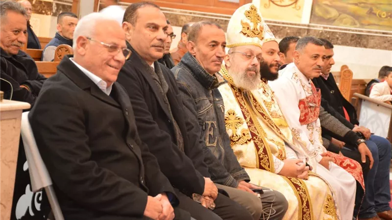 محافظ بورسعيد يزور كنائس المحافظة للتهنئة بعيد الميلاد المجيد