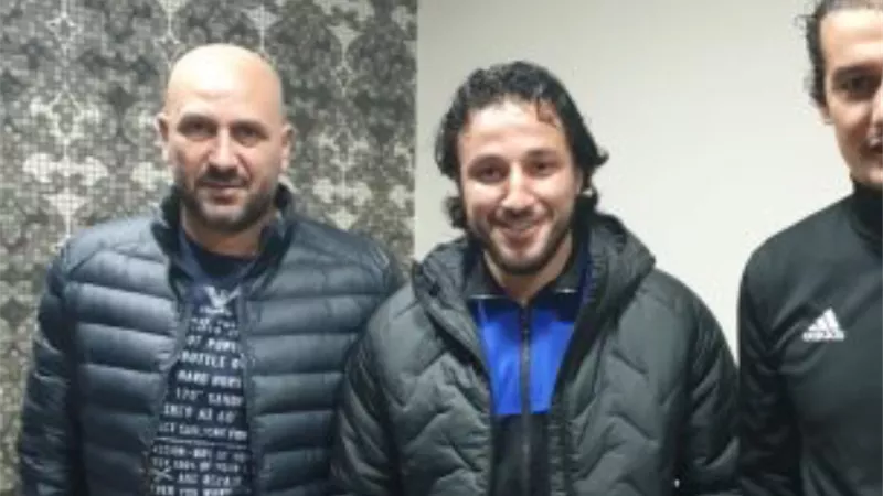 سموحه يضم ابراهيم عادل مدافع المقاولون