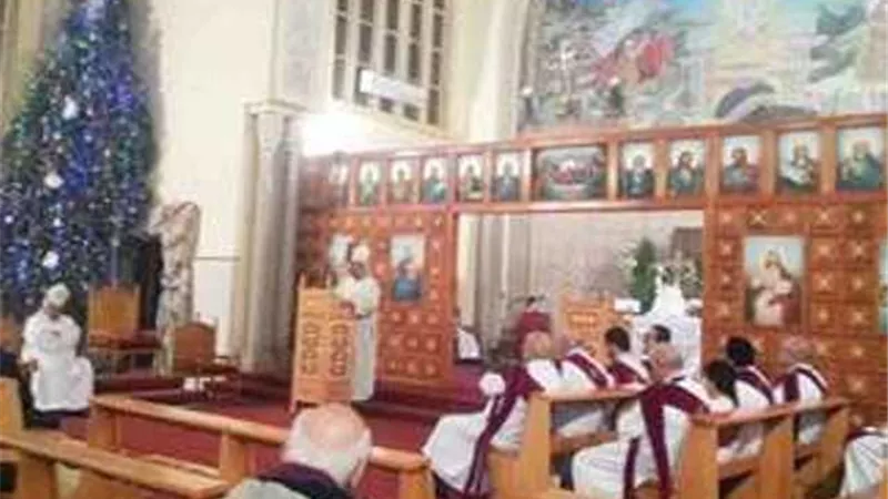 قيادات التعليم في كاتدرائية أبوزعبل لتهنئة الأقباط بعيد الميلاد