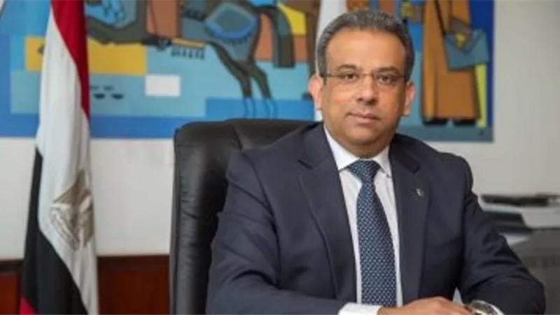 7 % علاوة دورية ومكافأة شهر لجميع العاملين بالبريد