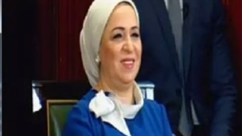 قرينة الرئيس تهنيء المسيحين بعيد الميلاد..كل عام ومصر بأمانٍ وخير