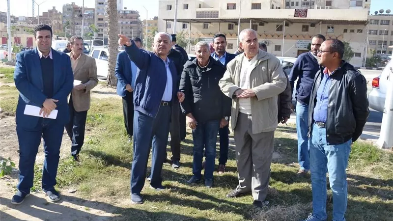 حديقة عامة وممشي بكورنيش السويس القديم