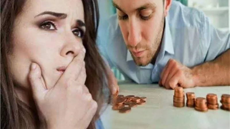 لو اكتشفتى ان خطيبك بخيل ازاى تواجهيه؟