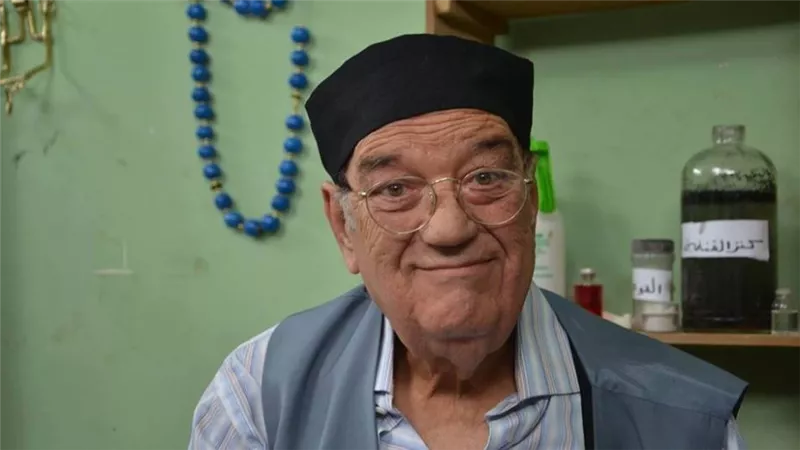حسن حسنى ضيف شرف فى 