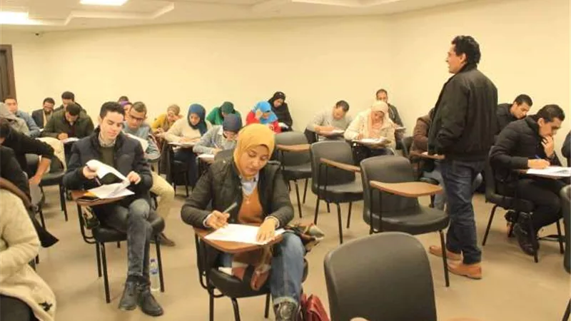 إجراء أول اختبار تحريري في تاريخ 