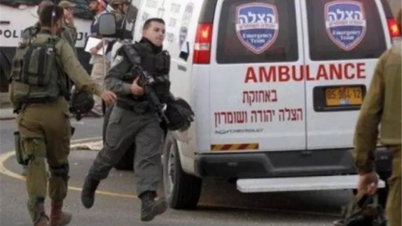 طعن مستوطنه اسرائيلية بموقف للحافلات فى القدس