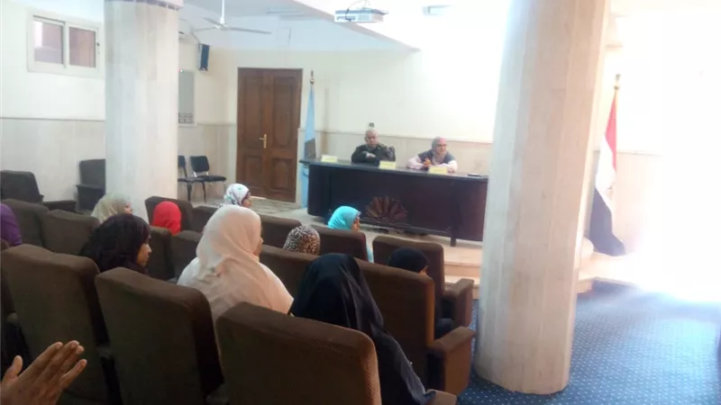 ندوة للطب البيطرى عن الحمى القلاعية بديوان البياضية بالأقصر