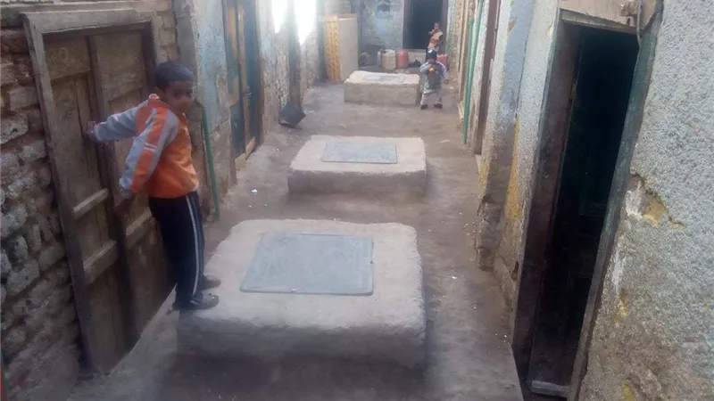 50 منزل مهدده بالانهيار بمدينة فرشوط لارتفاع منسوب المياه الجوفيه