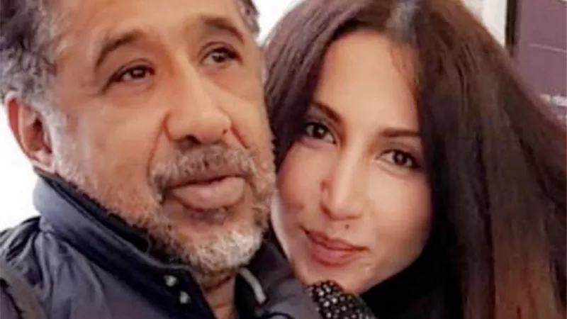 فلة الجزائرية تكشف سبب دموعها وقصتها مع الشاب خالد (فيديو)