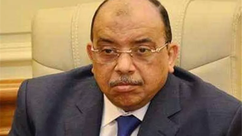 وزير التنمية المحلية يشيد بمشروع موازنة الإسماعيلية 2019/2020