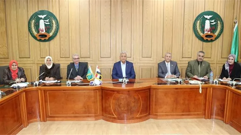 إجتماع بالقومي للسكان لمناقشة خطر الزيادة السكانية بالمنوفية