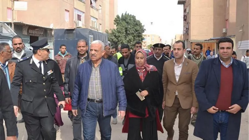 استمرار إزالة الاشغالات والعشوائية بتعاونيات السويس