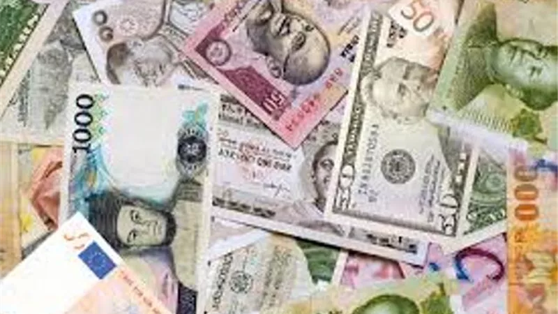 استقرار ملحوظ لاسعار العملات العربية والاجنبية فى مستهل التعاملات