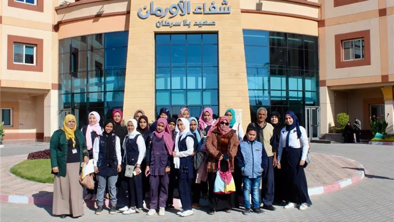 طلاب وتلاميذ 11 مدرسة وحضانة ومعهد أزهرى يزورون مستشفى شفاء الأورمان بالأقصر