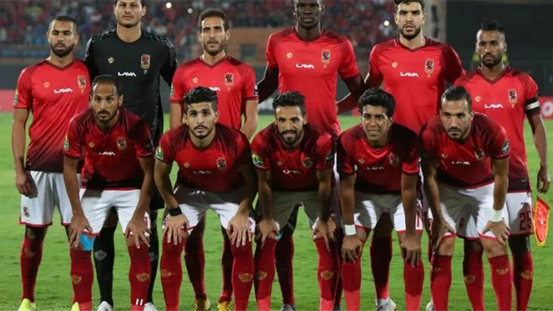 لاسارتى يفجر مفاجأة فى دفاع الأهلى امام فيتا كلوب