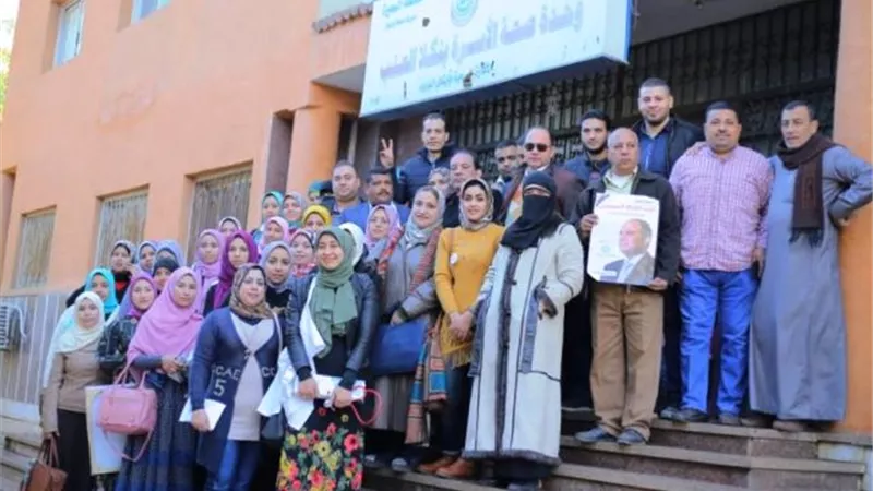 مستقبل وطن البحيرة ينظم حملة الكشف المبكر عن سرطان الثدى بالصور