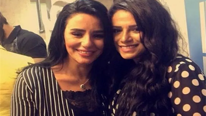إيمان سلامة تهدي جائزة 