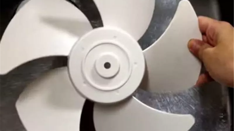 أرخص وأسرع طريقة لتنظيف شفاط المطبخ